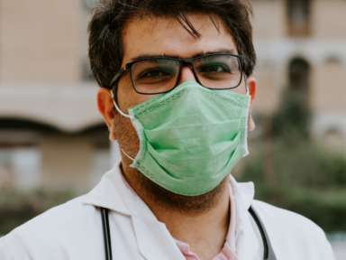 La COVID-19 : De l’éclosion au vaccin