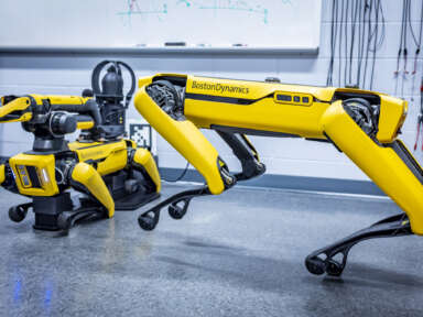 Inspection des longs convoyeurs miniers à l’aide du chien robot Spot : fusion de données et utilisation de l’IA